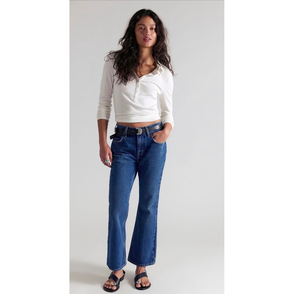 Kick cropped‎ flare ELOWEN jeans NWOT
